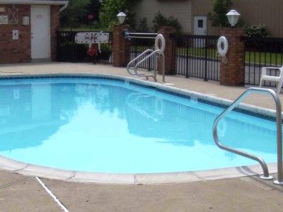 Hometowne By Red Roof Egg Harbor-atlantic City Airport Motel